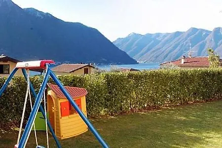 Sleeps 8 Pool Wifi Villa
