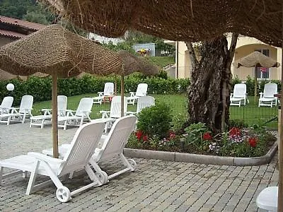 Sleeps 8 Pool Wifi * Ossuccio