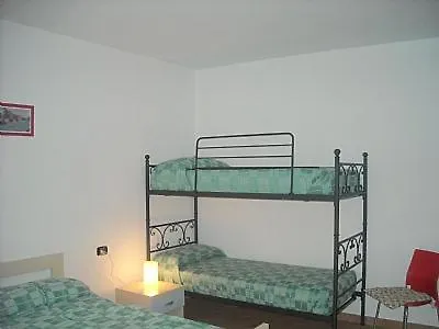 Sleeps 8 Pool Wifi * Ossuccio